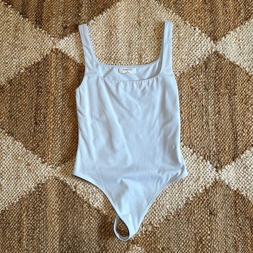 Aritzia babaton bodysuit